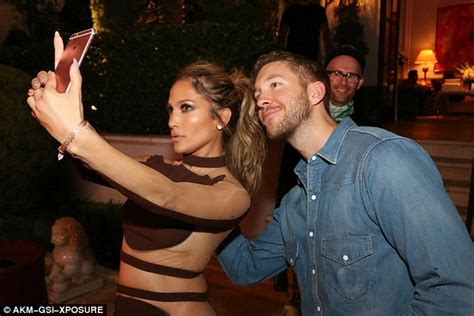 Jennifer Lopez Throws Second Birthday Bash In Vegas Partying With Cristiano Ronaldo Daily Mail