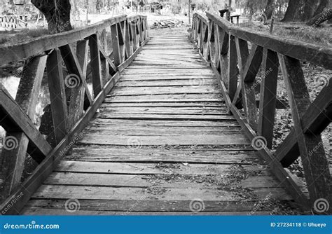 The Broken Wooden Bridge In Nature Stock Photo Image 27234118