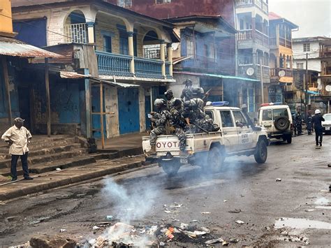 Sierra Leone Imposes Curfew Amid Anti Government Protests Protests