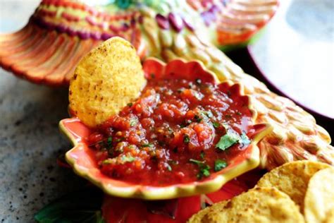 It is so easy, it's illegal. Pioneer Woman Restaurant Style Salsa Recipe | SparkRecipes