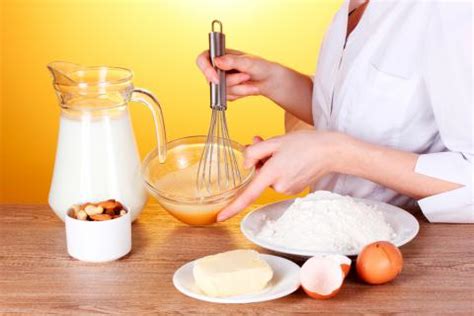¿te gustaría probar algo dulce y, al mismo tiempo, un poco mezcla los ingredientes para el jengibre y construye tu casa cuidadosamente. Usos del huevo en la cocina y preparaciones - Cuándo ...