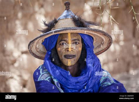 Traditional Man In Niger Hi Res Stock Photography And Images Alamy