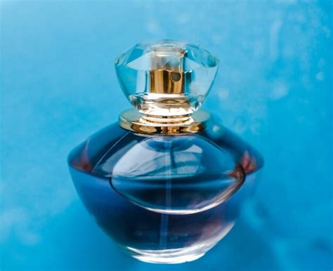 Premium Photo Perfume Bottle Under Blue Water Fresh Sea Coastal Scent