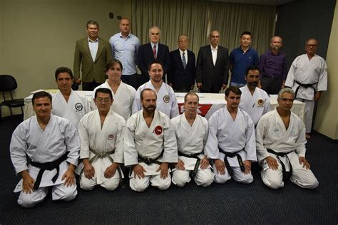 Cerimônia de Certificação do º e º Curso de Formação de Instrutores de Karate Do Karate