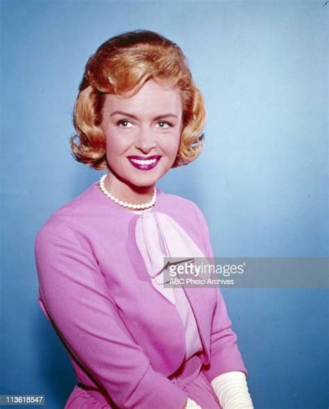 Donna Reed Gallery Photos And Premium High Res Pictures Getty Images