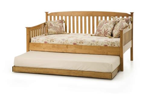 Create a dream bedrooms for your little ones with the adkins daybed that truly make their dream come true. cool Wooden Daybed With Trundle | Wooden daybed, Wooden ...