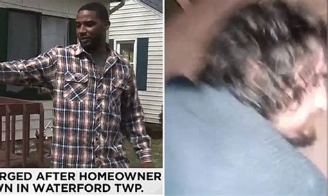 Father Knocks Home Intruder Out Cold And Then Livestreams On Facebook Daily Mail Online