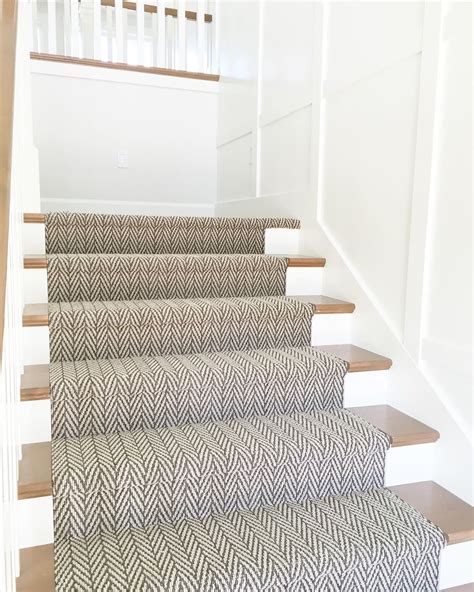 An Elegant Stair Runner From Tuftex Carpets Of California Product Name