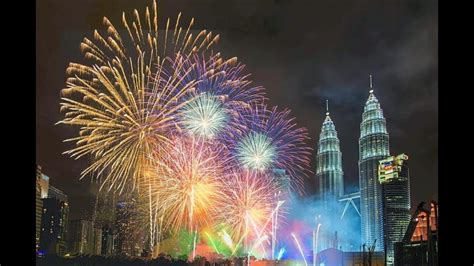 It is located just right next to the sultan abdul samad building and the malaysian flag waving patriotically on a nearby flagpole. Malaysia Petronas Twin Tower KLCC Fireworks Happy New Year ...