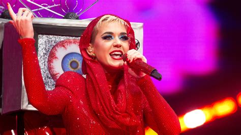 Katy Perry Sings 365 With Zedd At Coachella Variety
