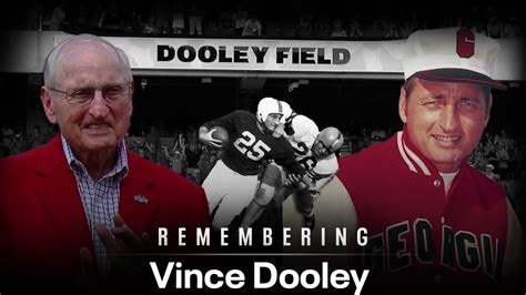 Legendary Uga Football Coach Athletics Director Vince Dooley 90 Dies