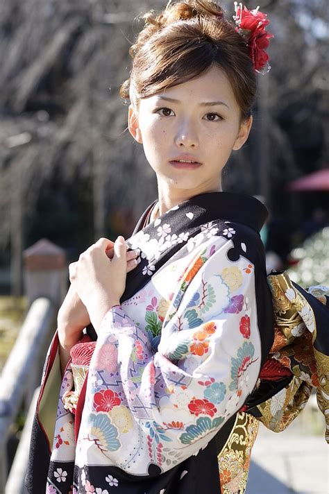 神崎かなえ Kimono Japan Yukata Kimono Japanese Kimono Japanese Girl