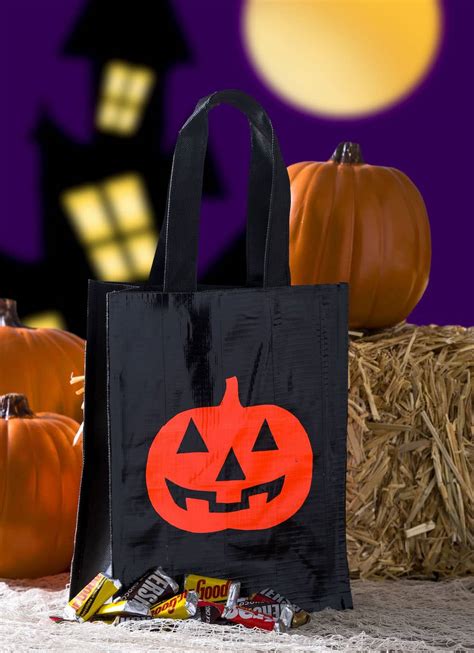 Diy Trick Or Treat Bag For Halloween Two Ways Mod Podge Rocks