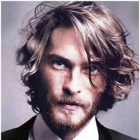 45 Shaggy Hairstyles For Men Who Are Easygoing And Stylish