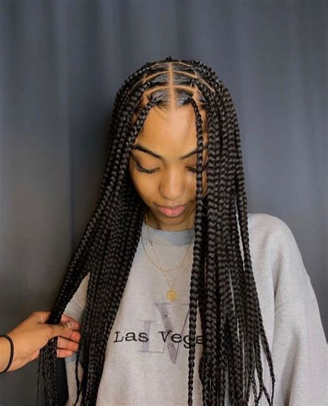 On average, people of african descent have fewer hair follicles than white people, at 90,000 for black hair, compared with 120,000 for white hair. 𝘷𝘩𝘴𝘵𝘰𝘳 in 2020 | Braids for short hair, Braided hairstyles ...