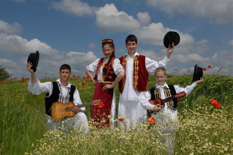 Narodna Nosnja Srem Serbia Serbian Traditional Outfits
