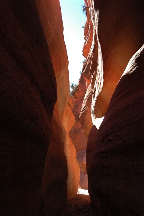 Kane Prehistory Red Canyon Peek A Boo Slot Canyon