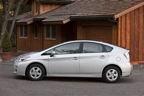 A word about safe vehicle operations this quick reference guide is a summary of basic vehicle every prius owner should review the owner's manual that accompanies this vehicle. 12 Great Family Cars for the Recession