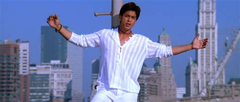 15 Times Shah Rukh Khan Stretched His Arms And Stole Our Hearts With His Iconic Pose