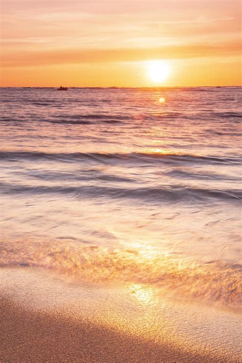 Golden Sunset At The Beach 2880008 Stock Photo At Vecteezy
