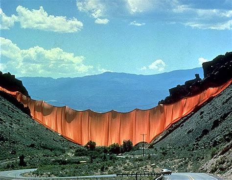 Five Of The Most Incredible Christo And Jeanne Claude Works