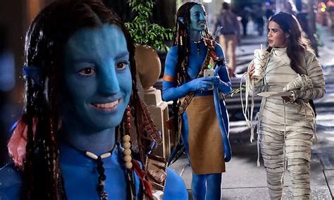 Anne Hathaway Transforms Into Neytiri From James Camerons Avatar Onset