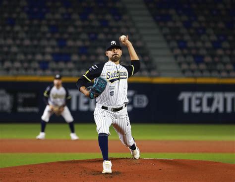 Cristian Castillo Es L Der De Triunfos Y Sultanes Rompe Racha De Yaquis