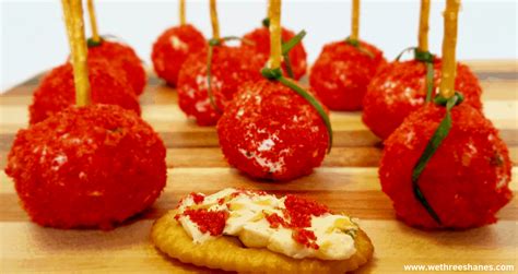 The mac and cheese itself is creamy & cheesey. Flamin' Hot Cheetos Mini Cheese Ball Bites | We Three Shanes
