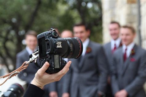 Best Camera For Wedding Photography 9 Must Haves Wedio