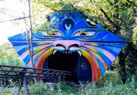 These Abandoned Amusement Parks Are Eerily Beautiful Abandoned