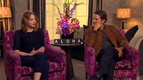 Bradley Cooper Emma Stone Aloha Official Movie Interview Youtube