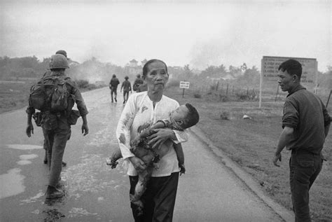 Photos Iconic Images From The Vietnam War Era World News