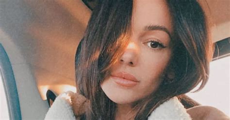 michelle keegan proves she s a bare faced beauty in stripped back selfie mirror online