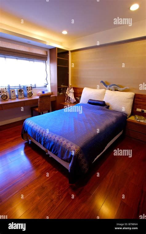 Modern Style Bedroom Stock Photo Alamy