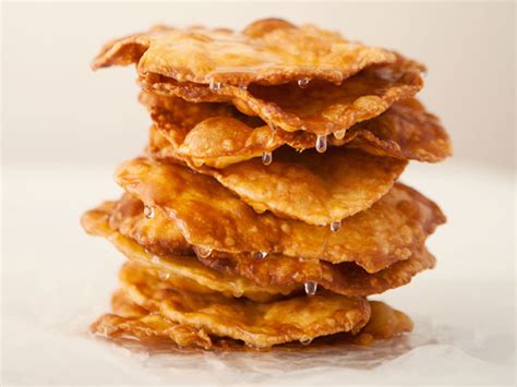 These mexican dessert recipes are traditional favorites! Buñuelos de Rodilla (Mexican Christmas Fritters) Recipe ...