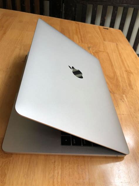Macbook Pro 2017 133in Core I5 31g 16g 256g Touch Bar Laptop