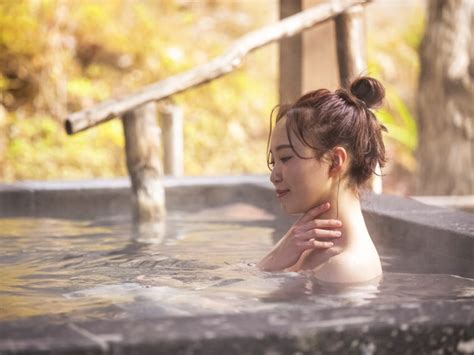 รู้จัก ออนเซ็น Onsen บ่อน้ำพุร้อนญี่ปุ่น เพื่อสุขภาพและความงาม คืออะไร Chill Chill Japan