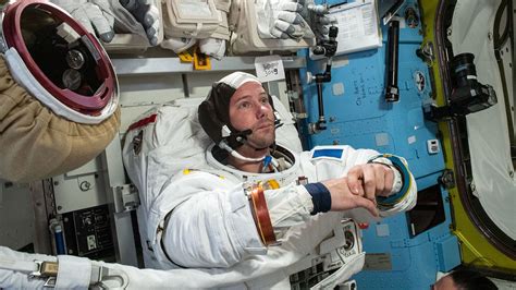 De Gagarine à Thomas Pesquet L'entente Est Dans L'espace - Suivez en direct la nouvelle sortie de Thomas Pesquet dans l'espace