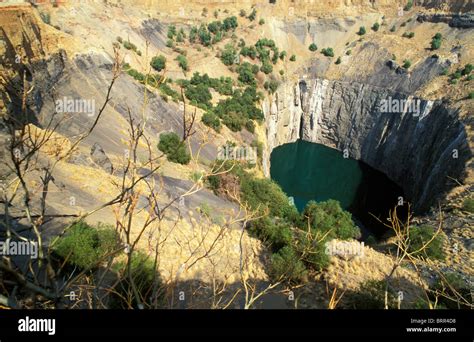 Aerial View Of The Big Hole Of Kimberley Diamond Mine Stock Photo Alamy