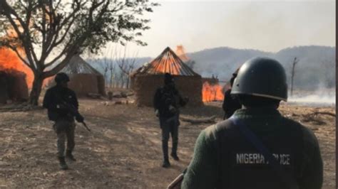 Gunmen Slaughter 21 Villagers In Deadly Nigerian Feud Between Fulani