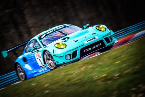 Falken Motorsports Startet Auch 2022 Mit Zwei Porsche 911 Gt3 R Auf Der