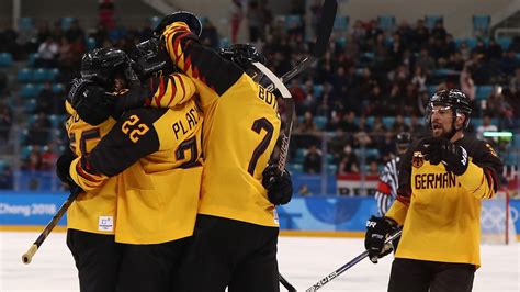 Nach argem fehlstart in diesem turnier steht kanada völlig überraschend im finale in riga. Deutschland gegen Dänemark im LIVE-STREAM: Die Eishockey ...