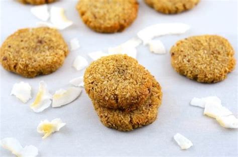 Crispy And Chewy Coconut Cookies The Pretty Bee
