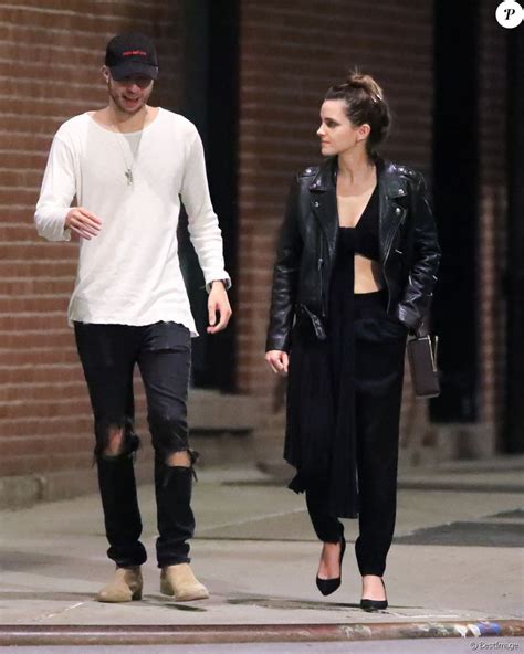 Exclusif Emma Watson Et Cole Cook Frère D Alicia Keys à La Sortie Du Restaurant The Spotted