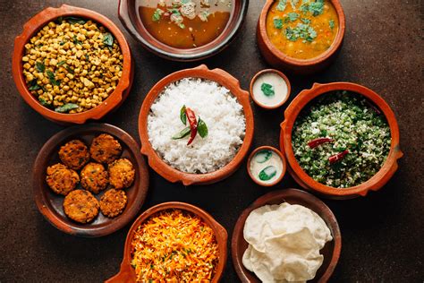Indian food, not unlike any other country's national food scene, is a vast traditional indian food is built from the same flavor foundations. Food Lust | Top Cities For Traditional Indian Food ...