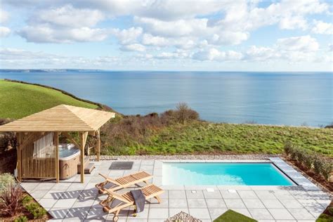 Luxury Holiday Homes With Swimming Pools In Cornwall