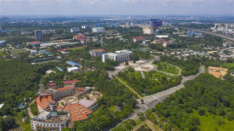 Transforming Vietnam National University Ho Chi Minh Into Creative