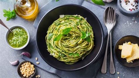 Espagueti verde Cómo hacer la receta y cuántas calorías tiene