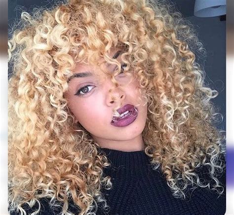 Pin By Mimi🗣🤪 On H A I R Blonde Curly Hair Curly Hair Styles Curly Hair Styles Naturally