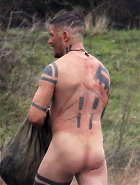 Tom Hardy Posing Totally Nude Naked Male Celebrities